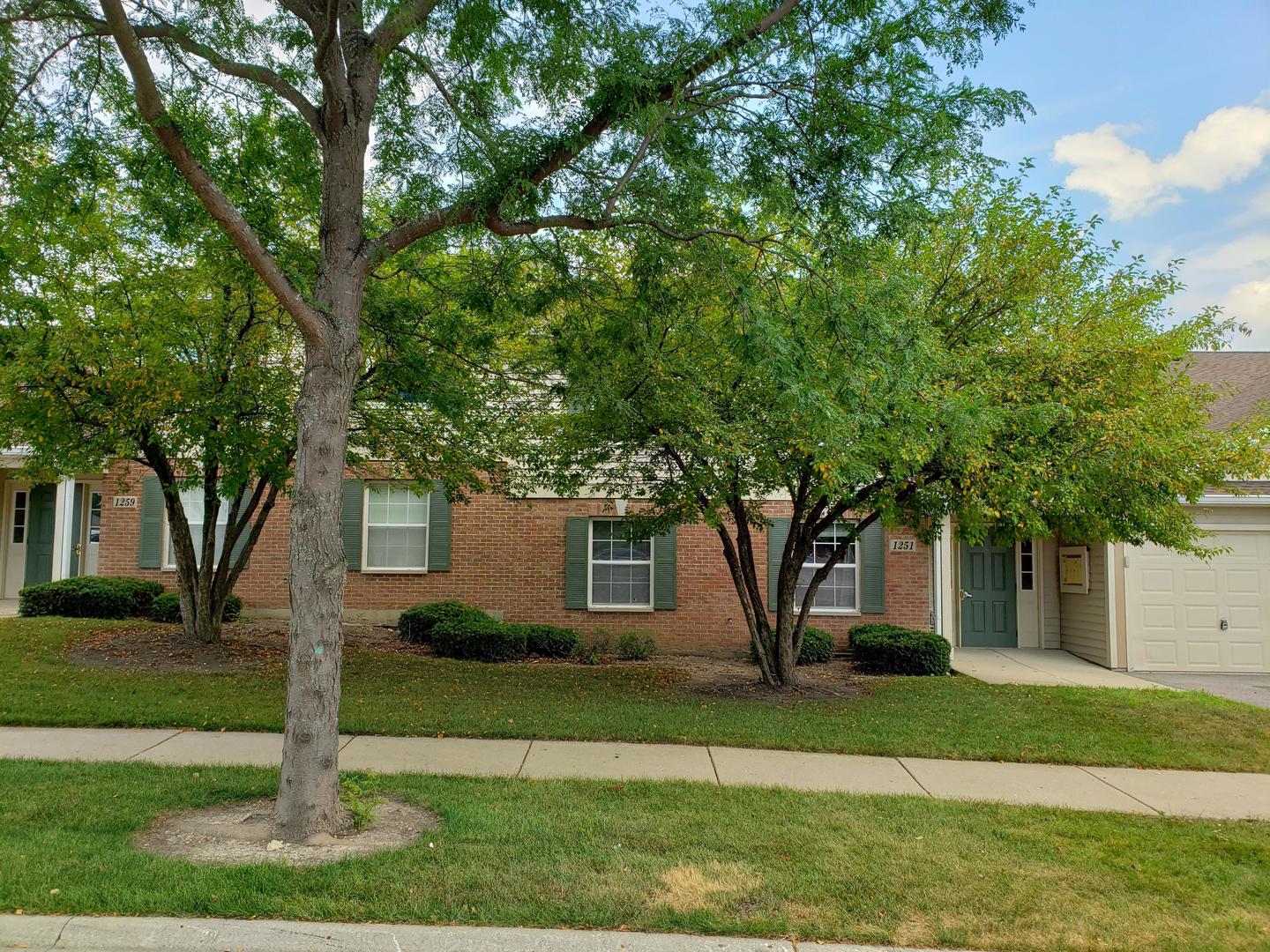 View Round Lake Beach, IL 60073 townhome