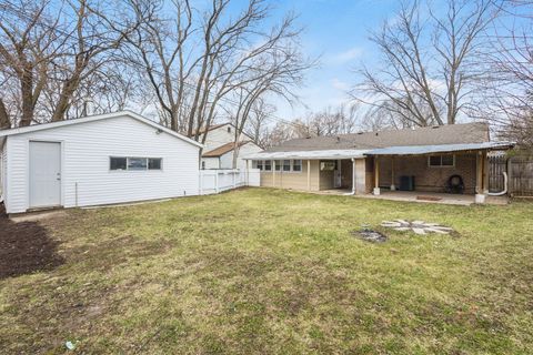 Tiny photo for 533 Redwood Road, Bolingbrook, IL 60440 (MLS # 12599143)