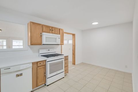 Tiny photo for 533 Redwood Road, Bolingbrook, IL 60440 (MLS # 12599143)