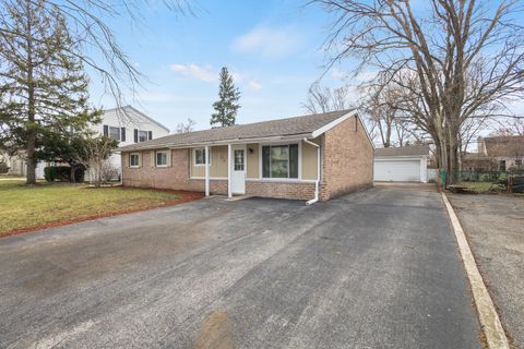 Tiny photo for 533 Redwood Road, Bolingbrook, IL 60440 (MLS # 12599143)