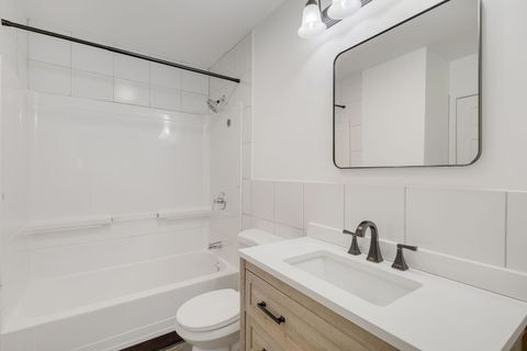 Tiny photo for 533 Redwood Road, Bolingbrook, IL 60440 (MLS # 12599143)