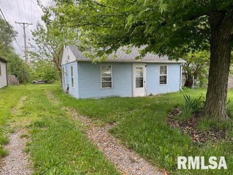 Tiny photo for 6812 33rd Street, Moline, IL 61265 (MLS # 12570199)