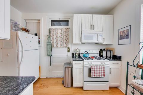 Tiny photo for 36 Harrison Street #2, Oak Park, IL 60304 (MLS # 12597252)