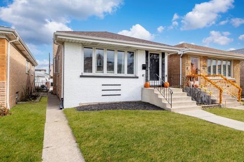 Tiny photo for 5105 S Mobile Avenue, Chicago, IL 60638 (MLS # 12522405)
