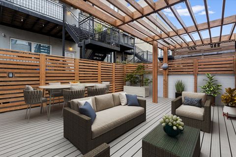 Tiny photo for 1515 N Mohawk Street #1, Chicago, IL 60610 (MLS # 12505644)