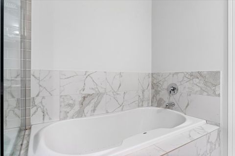 Tiny photo for 1515 N Mohawk Street #1, Chicago, IL 60610 (MLS # 12505644)