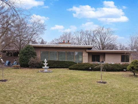 Photo of 1709 Valley Parkway, Joliet, IL 60433 (MLS # 12545134)