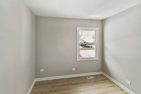 Tiny photo for 4126 Wildwood Drive, Crystal Lake, IL 60014 (MLS # 12511178)