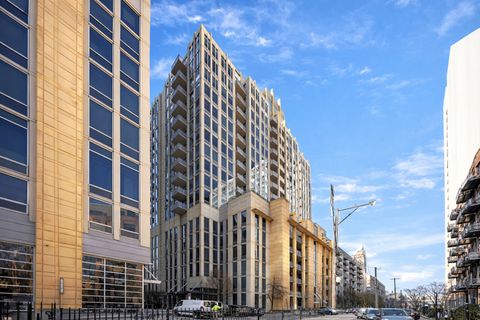 Photo of 720 N Larrabee Street #1711, Chicago, IL 60654 (MLS # 12644404)