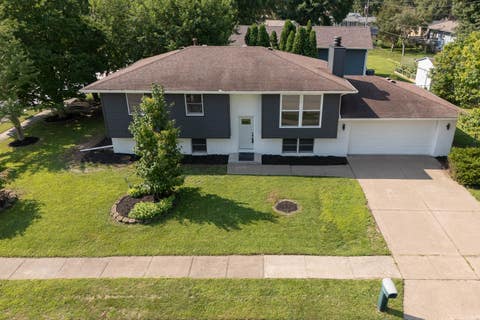 Photo of 1955 Danbury Drive, Bettendorf, IA 52722 (MLS # 12722901)