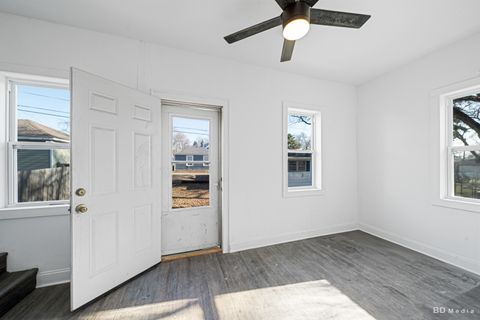 Tiny photo for 12759 Clinton Street, Blue Island, IL 60406 (MLS # 12532603)