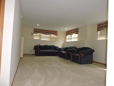 Tiny photo for 5640 Cambridge Way, Hanover Park, IL 60133 (MLS # 12647695)