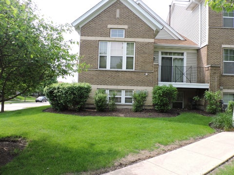 Tiny photo for 5640 Cambridge Way, Hanover Park, IL 60133 (MLS # 12647695)