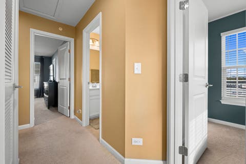 Tiny photo for 47 Nicholas Drive E, Des Plaines, IL 60016 (MLS # 12725770)