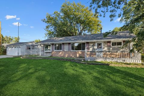 705 Ash Road Hoffman Estates IL 60169