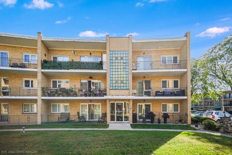 Photo of 10320 S Pulaski Road #205A, Oak Lawn, IL 60453 (MLS # 12772929)