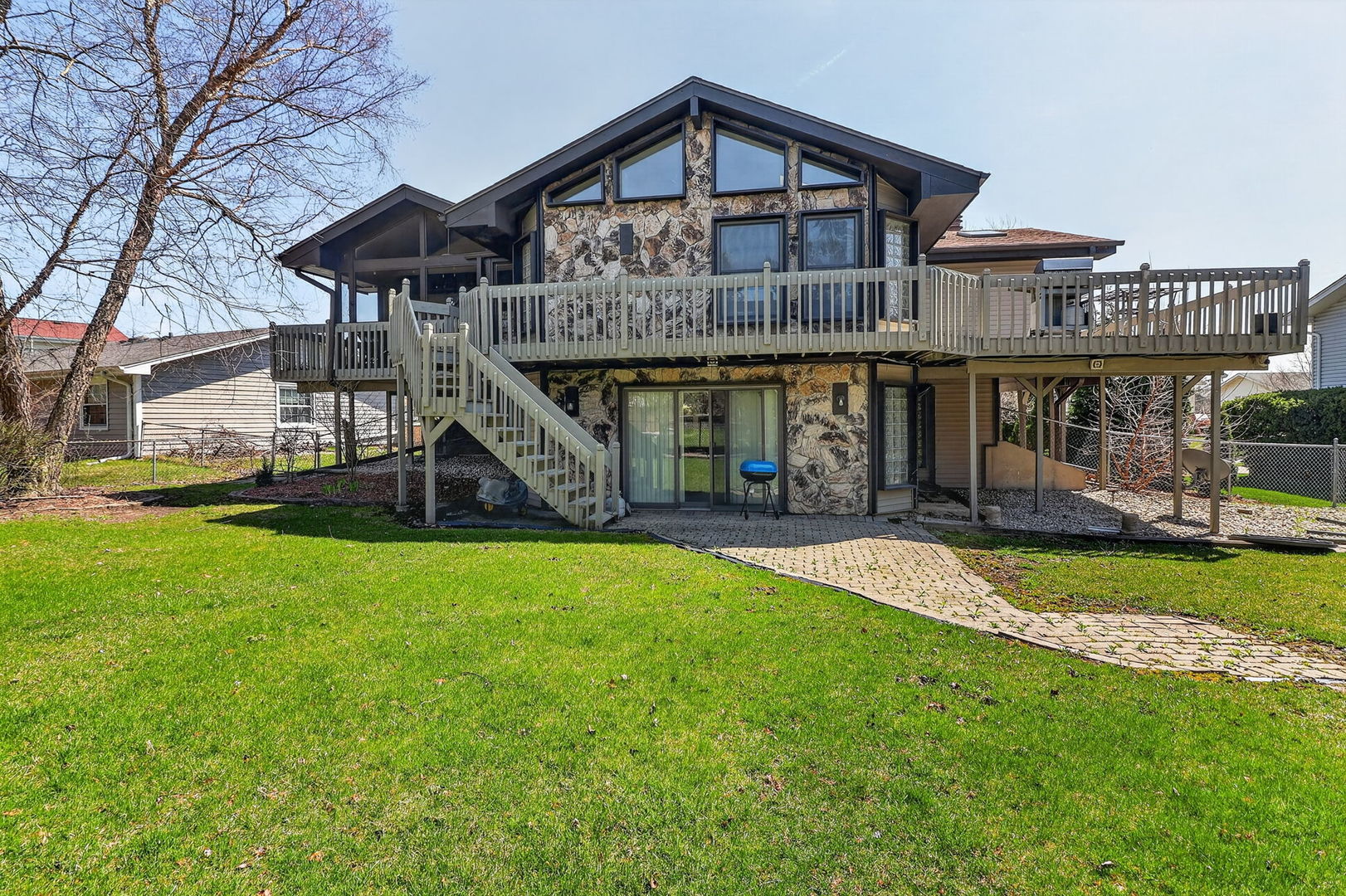 1170 Lancaster Court