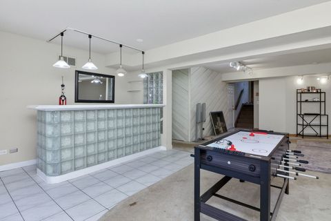 Tiny photo for 1170 Lancaster Court, Hoffman Estates, IL 60195 (MLS # 12614989)