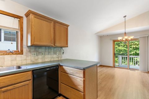 Tiny photo for North Aurora, IL 60542 (MLS # 12682235)