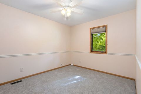 Tiny photo for North Aurora, IL 60542 (MLS # 12682235)