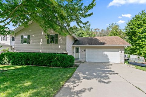 Photo of North Aurora, IL 60542 (MLS # 12682235)