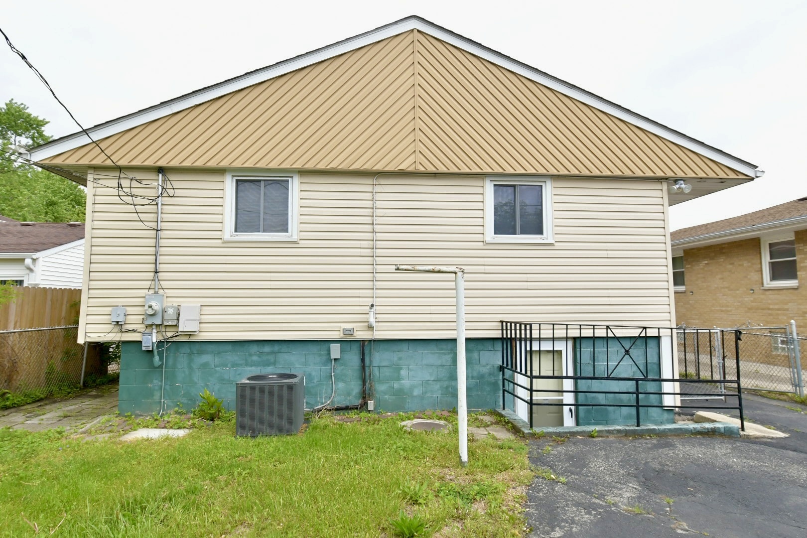 310 Merrill Avenue