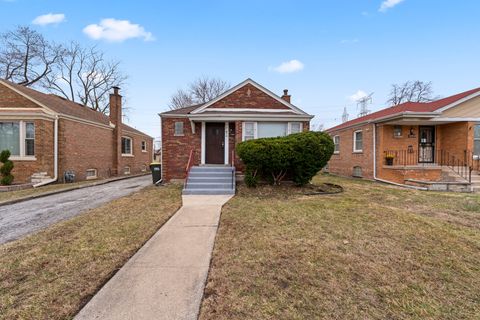 Tiny photo for 13904 S Tracy Avenue, Riverdale, IL 60827 (MLS # 12635376)