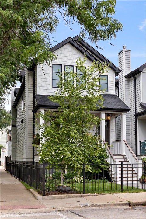 Tiny photo for 4100 N Oakley Avenue, Chicago, IL 60618 (MLS # 12753914)