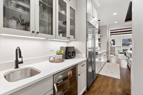 Tiny photo for 4100 N Oakley Avenue, Chicago, IL 60618 (MLS # 12753914)
