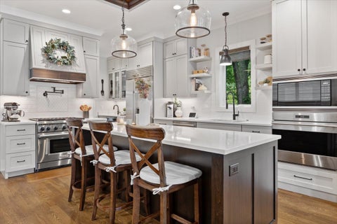 Tiny photo for 4100 N Oakley Avenue, Chicago, IL 60618 (MLS # 12753914)
