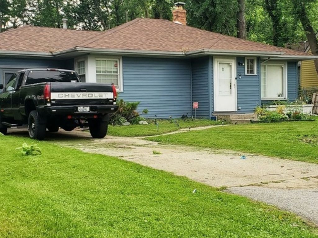 Photo for Calumet City, IL 60409 (MLS # 12504023)