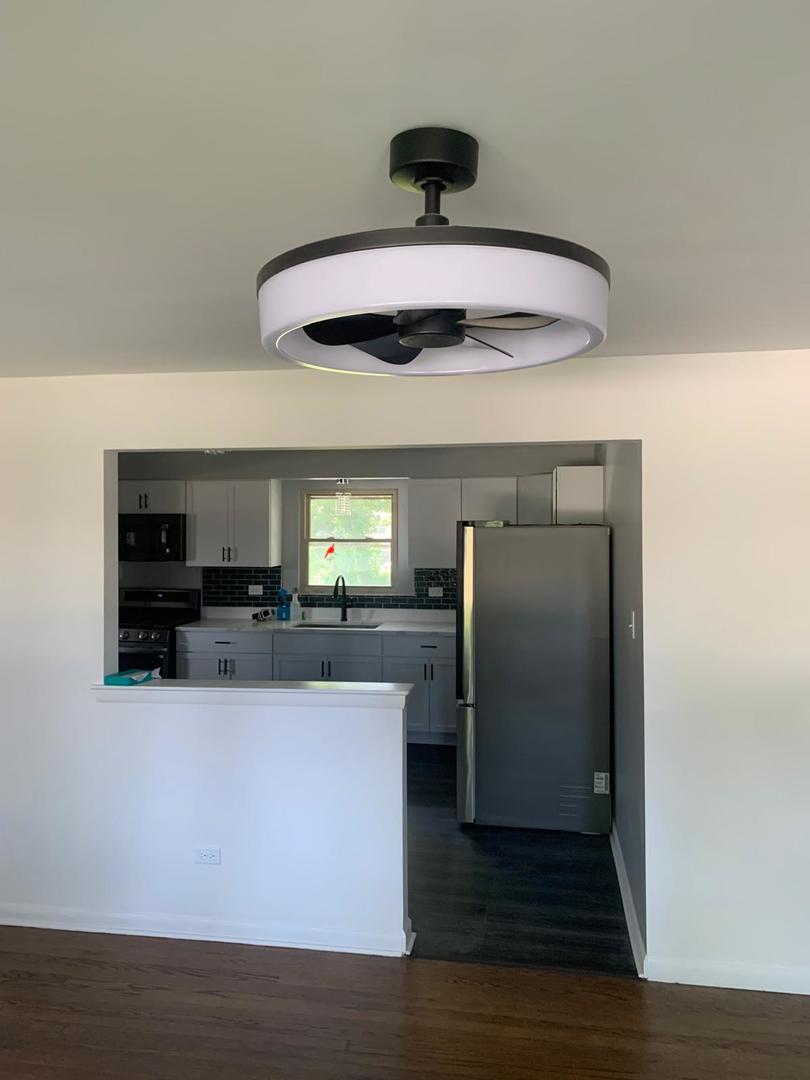 6425 W 83rd Place