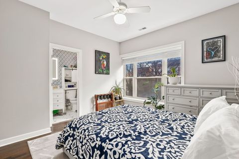 Tiny photo for 4630 N RACINE Avenue #2, Chicago, IL 60640 (MLS # 12591901)