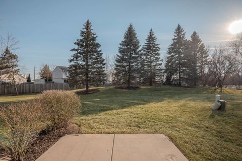 Tiny photo for 2487 AMBER Lane, Elgin, IL 60123 (MLS # 12586167)