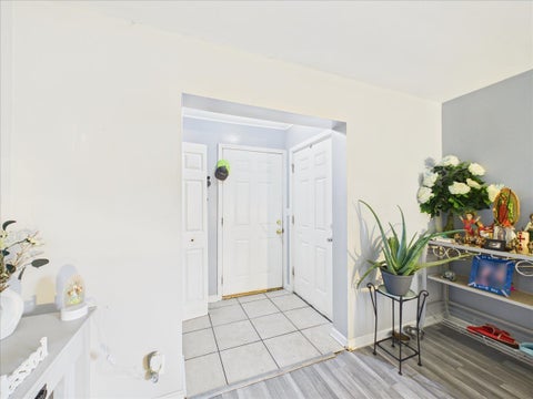 Tiny photo for 121 Fairway Road, Carpentersville, IL 60110 (MLS # 12770469)