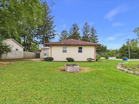 Tiny photo for 121 Fairway Road, Carpentersville, IL 60110 (MLS # 12770469)