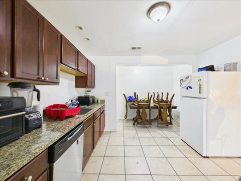 Tiny photo for 121 Fairway Road, Carpentersville, IL 60110 (MLS # 12770469)