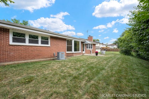 Tiny photo for 1110 S Fernandez Avenue, Arlington Heights, IL 60005 (MLS # 12756461)