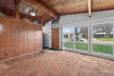 Tiny photo for 308 W Natoma Avenue, Addison, IL 60101 (MLS # 12624766)
