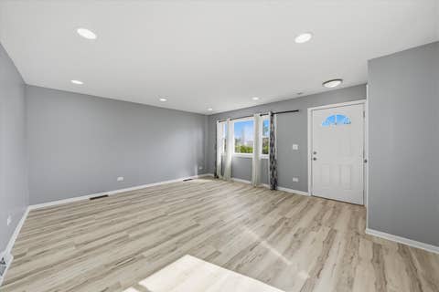 Tiny photo for 1148 W 115th Street, Chicago, IL 60643 (MLS # 12739768)