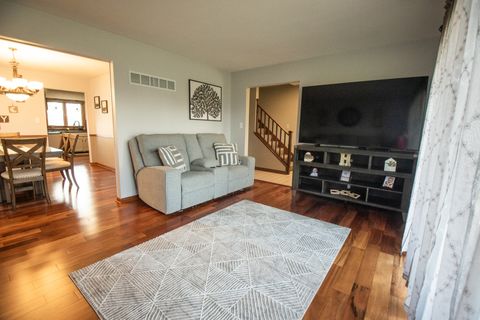 Tiny photo for 803 Greenridge Drive, Sterling, IL 61081 (MLS # 12623934)