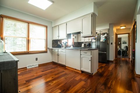 Tiny photo for 803 Greenridge Drive, Sterling, IL 61081 (MLS # 12623934)