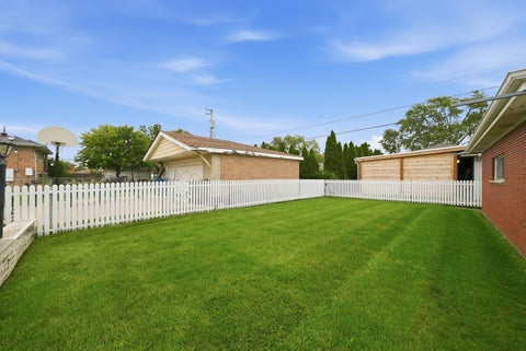 Tiny photo for 9429 Major Avenue, Oak Lawn, IL 60453 (MLS # 12779554)