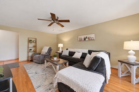 Tiny photo for 9429 Major Avenue, Oak Lawn, IL 60453 (MLS # 12779554)