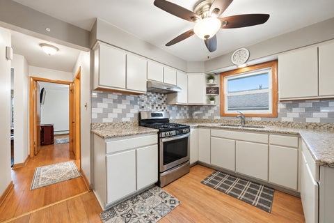 Tiny photo for 9429 Major Avenue, Oak Lawn, IL 60453 (MLS # 12779554)
