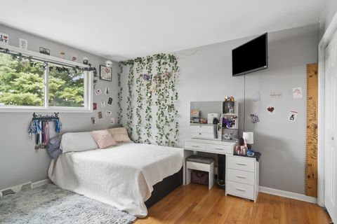 Tiny photo for 117 S EVERGREEN Avenue, Addison, IL 60101 (MLS # 12703940)