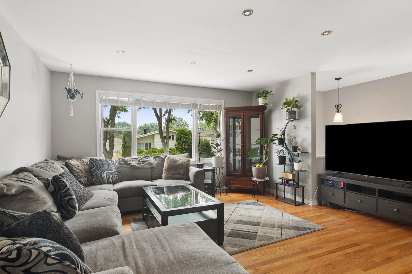117 S EVERGREEN Avenue
