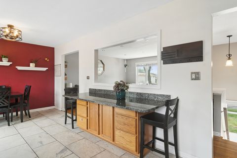 Tiny photo for 117 S EVERGREEN Avenue, Addison, IL 60101 (MLS # 12703940)