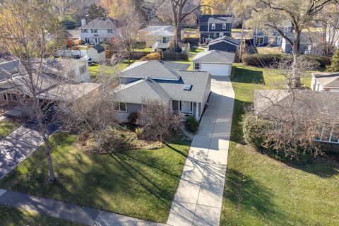 Tiny photo for 526 S Benton Street, Palatine, IL 60067 (MLS # 12531935)