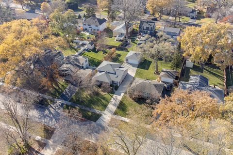 Tiny photo for 526 S Benton Street, Palatine, IL 60067 (MLS # 12531935)